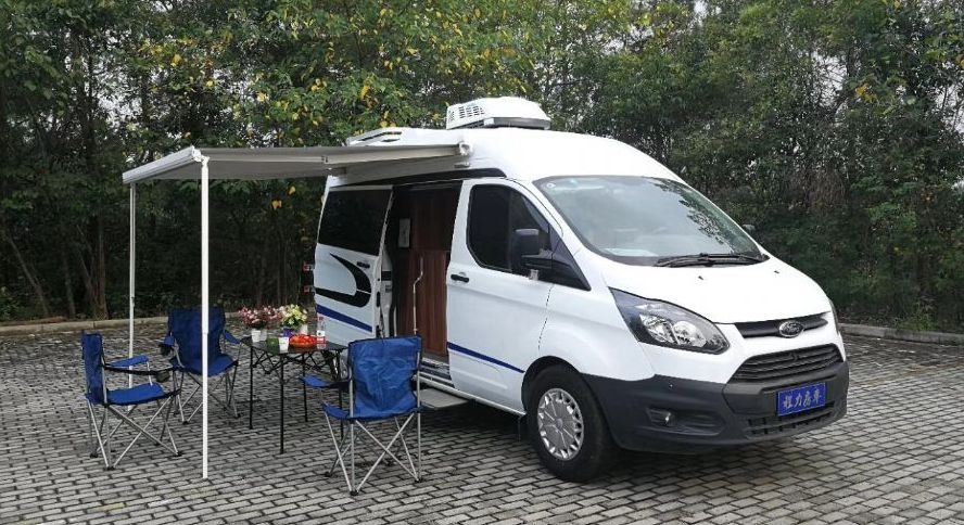 福特新全順自動擋房車