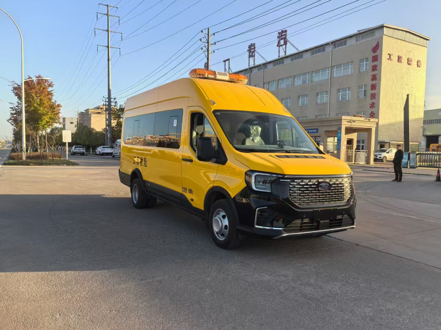福特全順T8氣防車(chē) 救險(xiǎn)車(chē)